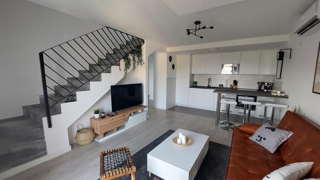 Duplex Bellas Vistas โอเฮน ภายนอก รูปภาพ